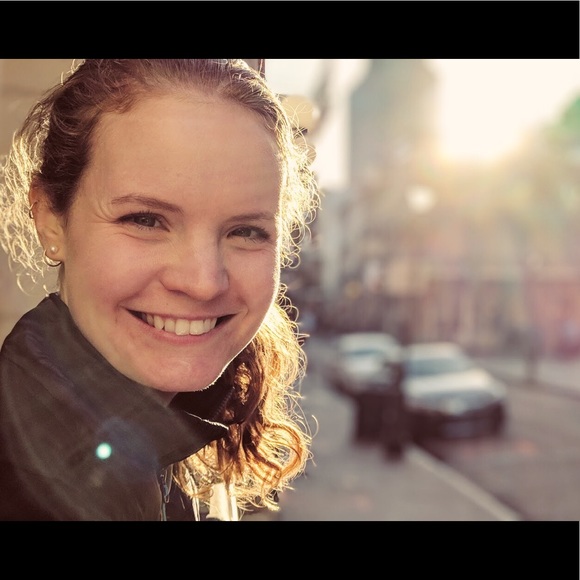 Meet your Posher, Lindsay - Picture 1 of 1